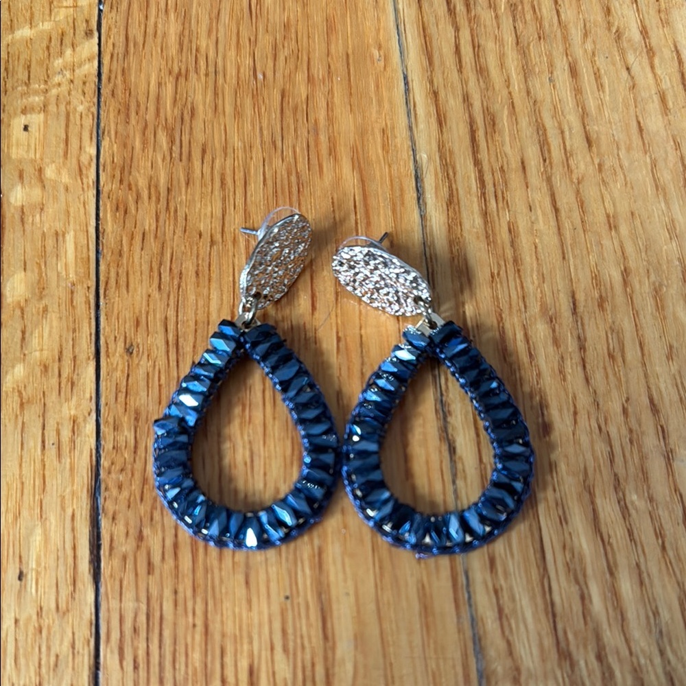 Elegant Blue and Gold Teardrop Earrings